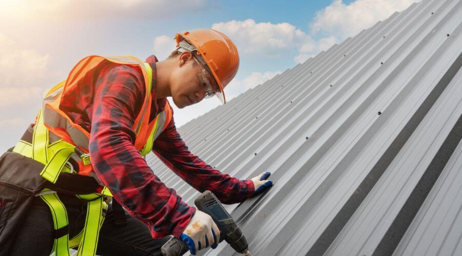 Professional gutter cleaning in Check, VA